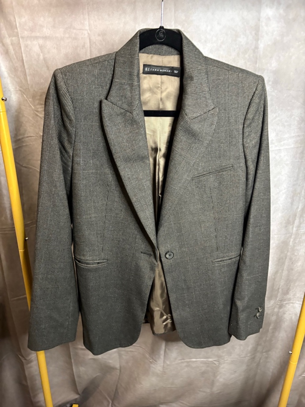 Zara Woman Plaid Tailored Blazer – Classic Structured Jacket
